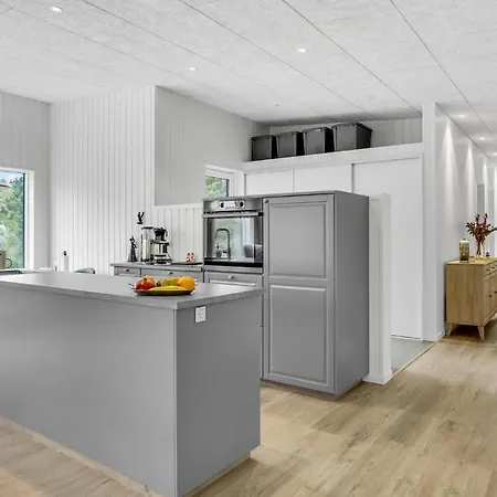 Gorgeous In With Kitchen 펜션 Vig